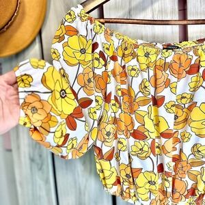 Forever 21 Retro Vintage Style Floral off the shoulder Crop Top